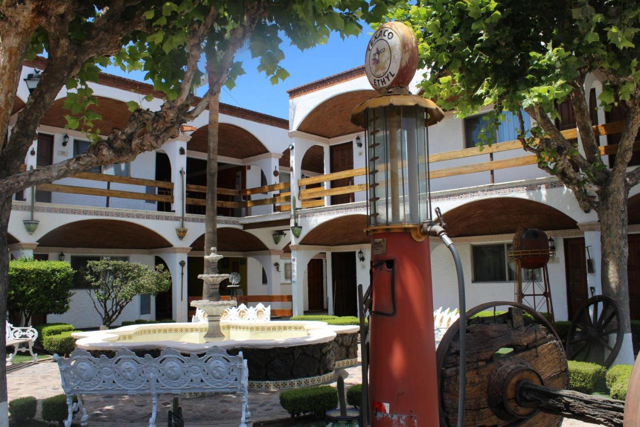 State Inn Chihuahua Bagian luar foto